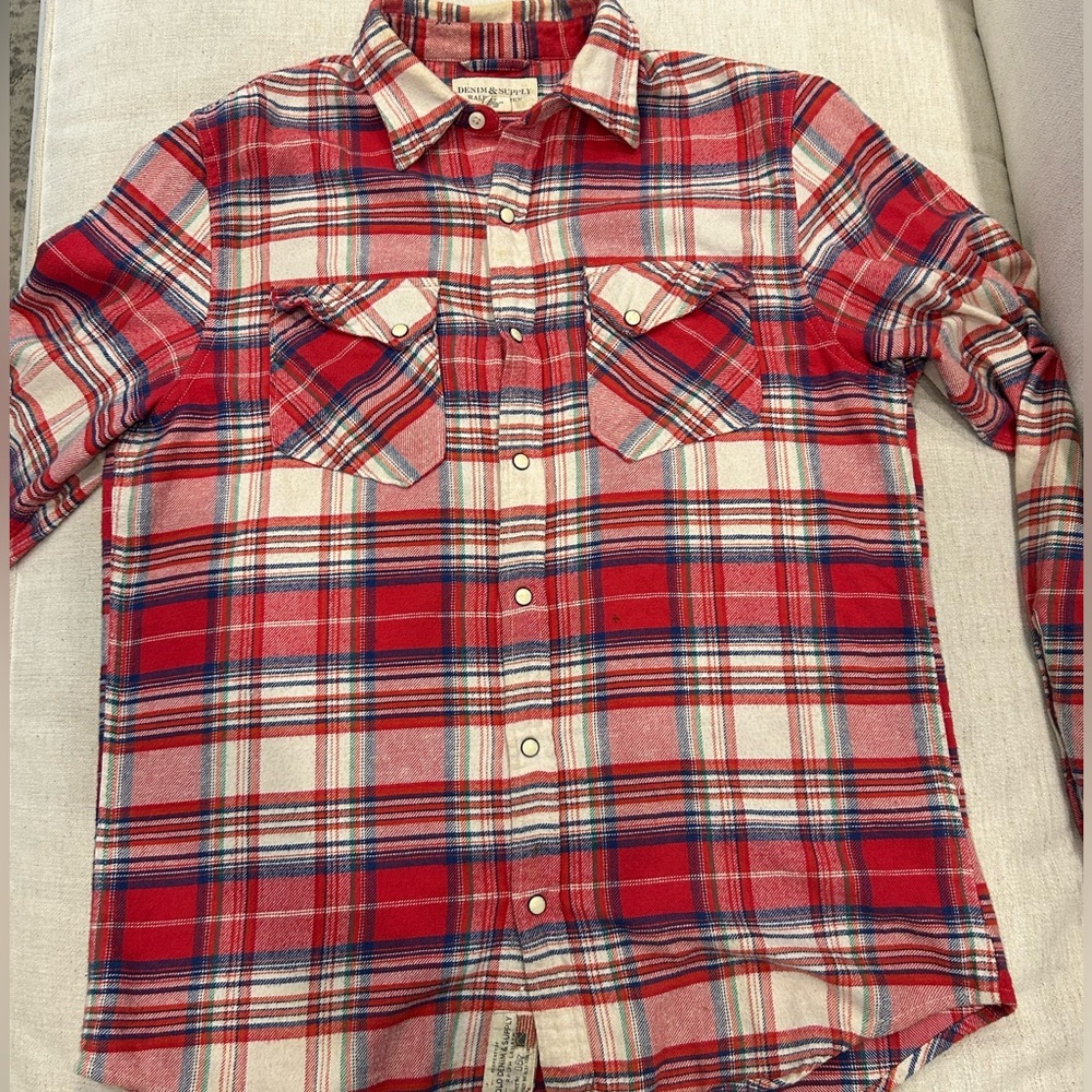 Men’s button down flannel shirt